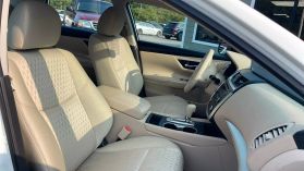 2016 Nissan Altima - Image 22