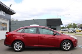 2013 FORD FOCUS SEDAN 4-CYL, PZEV, 2.0 LITER SE SEDAN 4D