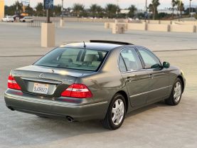 2004 LEXUS LS SEDAN V8, 4.3 LITER LS 430 SEDAN 4D