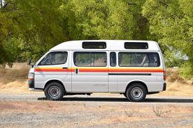 1994 TOYOTA HIACE VAN 3L DX