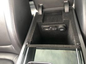 2018 JAGUAR XE SEDAN 4-CYL, TURBO, 2.0 LITER XE 25T PREMIUM SEDAN 4D