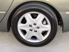 2004 LEXUS LS SEDAN V8, 4.3 LITER LS 430 SEDAN 4D