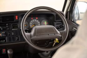 1994 TOYOTA HIACE VAN 3L DX