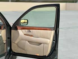 2004 LEXUS LS SEDAN V8, 4.3 LITER LS 430 SEDAN 4D