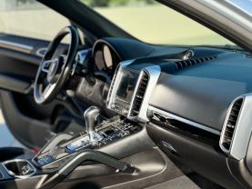 2017 PORSCHE CAYENNE SUV V6, 3.6 LITER PLATINUM EDITION SPORT UTILITY 4D