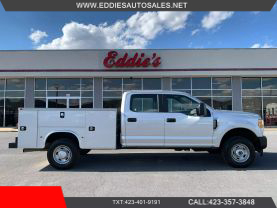 2017 FORD F350 SUPER DUTY CREW CAB 8FT KNAPHEIDE SERVICE BED TRUCK SERVICE/UTILITY TRUCKS V8, FLEX FUEL, 6.2 LITER XL PICKUP 4D 8 FT - Eddies Auto Sales