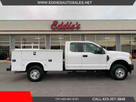 2017 FORD F250 SUPER DUTY SUPER CAB 8FT KNAPHEIDE SERVICE BED TRUCK SERVICE/UTILITY TRUCKS V8, FLEX FUEL, 6.2 LITER XL PICKUP 4D 6 3/4 FT - Eddies Auto Sales