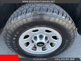 2015 CHEVROLET SILVERADO 3500 HD 8FT READING SERVICE BED TRUCK WITH 1,300 LBS LIFTGATE SERVICE/UTILITY TRUCKS V8, FLEX FUEL, 6.0 LITER WORK TRUCK PICKUP 4D 8 FT - Eddies Auto Sales