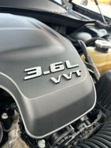 2019 CHRYSLER 300 SEDAN V6, 3.6 LITER 300S SEDAN 4D
