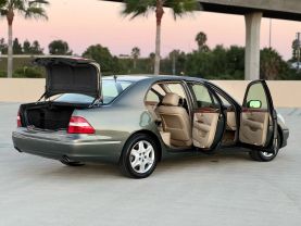 2004 LEXUS LS SEDAN V8, 4.3 LITER LS 430 SEDAN 4D