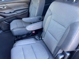 2019 CHEVROLET TRAVERSE SUV V6, 3.6 LITER LT SPORT UTILITY 4D