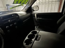 2010 CHEVROLET SILVERADO 1500 CREW CAB PICKUP V8, FLEX FUEL, 5.3 LITER LT PICKUP 4D 5 3/4 FT