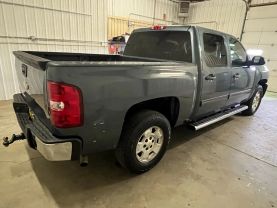 2010 CHEVROLET SILVERADO 1500 CREW CAB PICKUP V8, FLEX FUEL, 5.3 LITER LT PICKUP 4D 5 3/4 FT