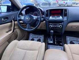 2011 NISSAN MAXIMA