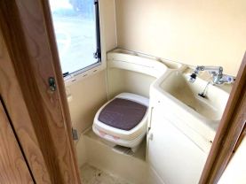 1991 NISSAN ATLAS CAMPER TD27 LAIKA 560