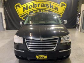 2008 CHRYSLER TOWN & COUNTRY VAN V6, 4.0 LITER LIMITED MINIVAN 4D