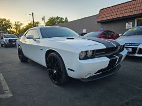 2013 DODGE CHALLENGER COUPE V6, 3.6 LITER SXT COUPE 2D