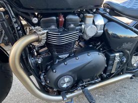 2023 TRIUMPH BONNEVILLE BOBBER CRUISER 2CYL. -