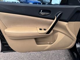 2011 NISSAN MAXIMA