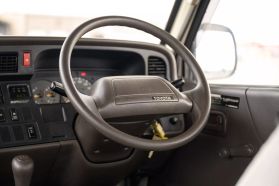 1994 TOYOTA HIACE VAN 3L DX