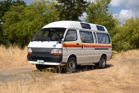 1994 TOYOTA HIACE VAN 3L DX