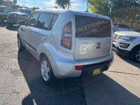 2011 KIA SOUL WAGON 4-CYL, 2.0 LITER + WAGON 4D