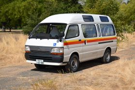 1994 TOYOTA HIACE VAN 3L DX