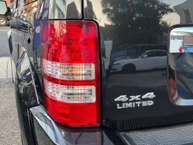 2012 JEEP LIBERTY SUV V6, 3.7 LITER LIMITED JET EDITION SPORT UTILITY 4D