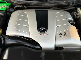 2004 LEXUS LS SEDAN V8, 4.3 LITER LS 430 SEDAN 4D