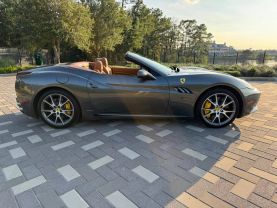 2010 FERRARI CALIFORNIA CONVERTIBLE V8, 4.3 LITER CONVERTIBLE 2D