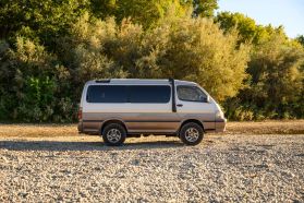 1996 TOYOTA HIACE VAN 1KZ-TE SUPER CUSTOM