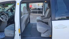 2011 Toyota Sienna Le Minivan 4d - Image 17