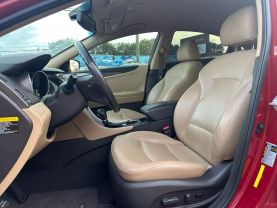Used 2013 HYUNDAI SONATA SEDAN 4-CYL, HYBRID, 2.4 LITER HYBRID LIMITED SEDAN 4D - LA Auto Star located in Virginia Beach, VA