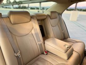 2004 LEXUS LS SEDAN V8, 4.3 LITER LS 430 SEDAN 4D