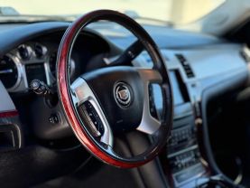 2011 CADILLAC ESCALADE SUV V8, FLEX FUEL, 6.2 LITER SPORT UTILITY 4D