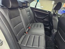 2010 VOLKSWAGEN JETTA SEDAN 5-CYL, PZEV, 2.5 LITER LIMITED EDITION SEDAN 4D