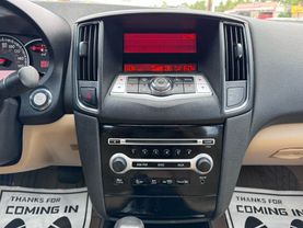 2011 NISSAN MAXIMA