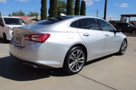 2020 Chevrolet Malibu - Image 2