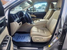 2016 TOYOTA HIGHLANDER