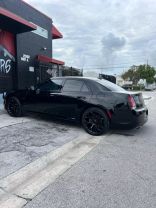 2019 CHRYSLER 300 SEDAN V6, 3.6 LITER 300S SEDAN 4D