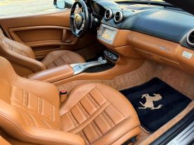 2010 FERRARI CALIFORNIA CONVERTIBLE V8, 4.3 LITER CONVERTIBLE 2D