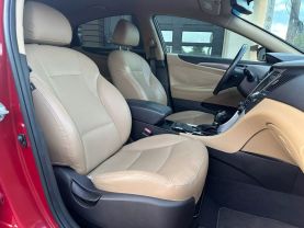 Used 2013 HYUNDAI SONATA SEDAN 4-CYL, HYBRID, 2.4 LITER HYBRID LIMITED SEDAN 4D - LA Auto Star located in Virginia Beach, VA
