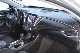2020 Chevrolet Malibu - Image 10