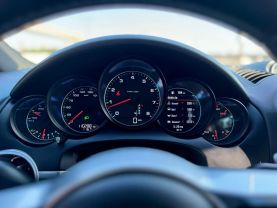 2017 PORSCHE CAYENNE SUV V6, 3.6 LITER PLATINUM EDITION SPORT UTILITY 4D