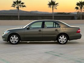 2004 LEXUS LS SEDAN V8, 4.3 LITER LS 430 SEDAN 4D
