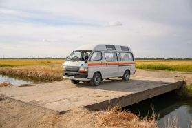 1994 TOYOTA HIACE VAN 3L DX