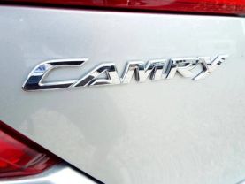 2013 TOYOTA CAMRY SEDAN 4-CYL, HYBRID, 2.5 LITER XLE HYBRID SEDAN 4D