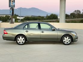 2004 LEXUS LS SEDAN V8, 4.3 LITER LS 430 SEDAN 4D