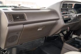 1994 TOYOTA HIACE VAN 3L DX