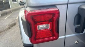 2018 Jeep Wrangler Unlimited - Image 11